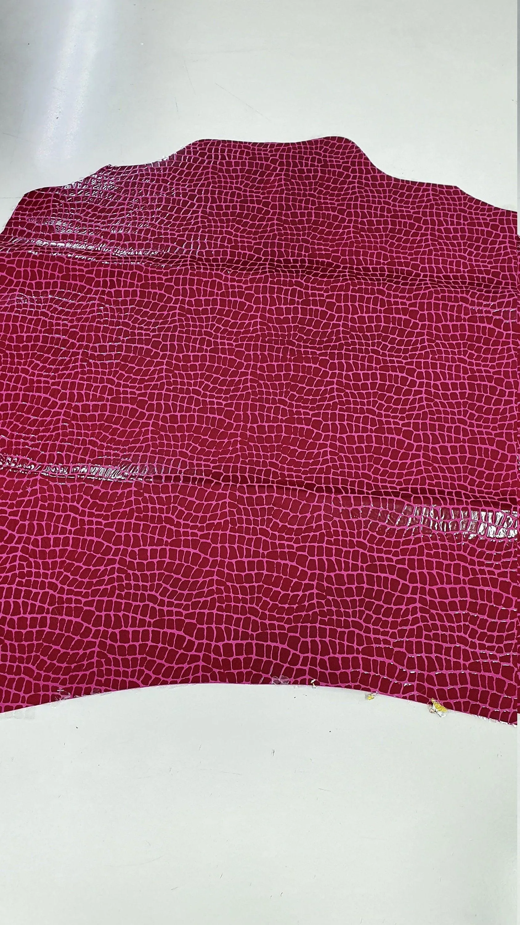 Goat suede Leather alligator printed, Genuine goat hide skin thick. 0,9mm(2 oz)