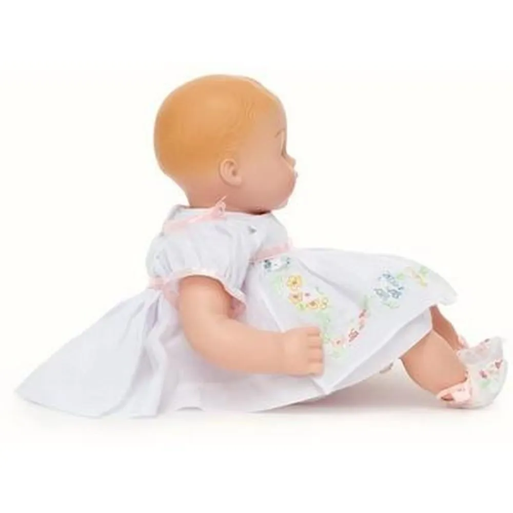 Madame Alexander Doll Pretty Pinafore Huggums Baby Doll