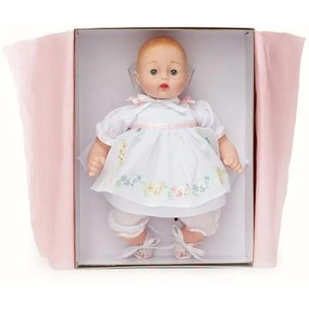 Madame Alexander Doll Pretty Pinafore Huggums Baby Doll