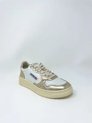 Medalist Low Bicolor Sneakers in White/Platinum Leather