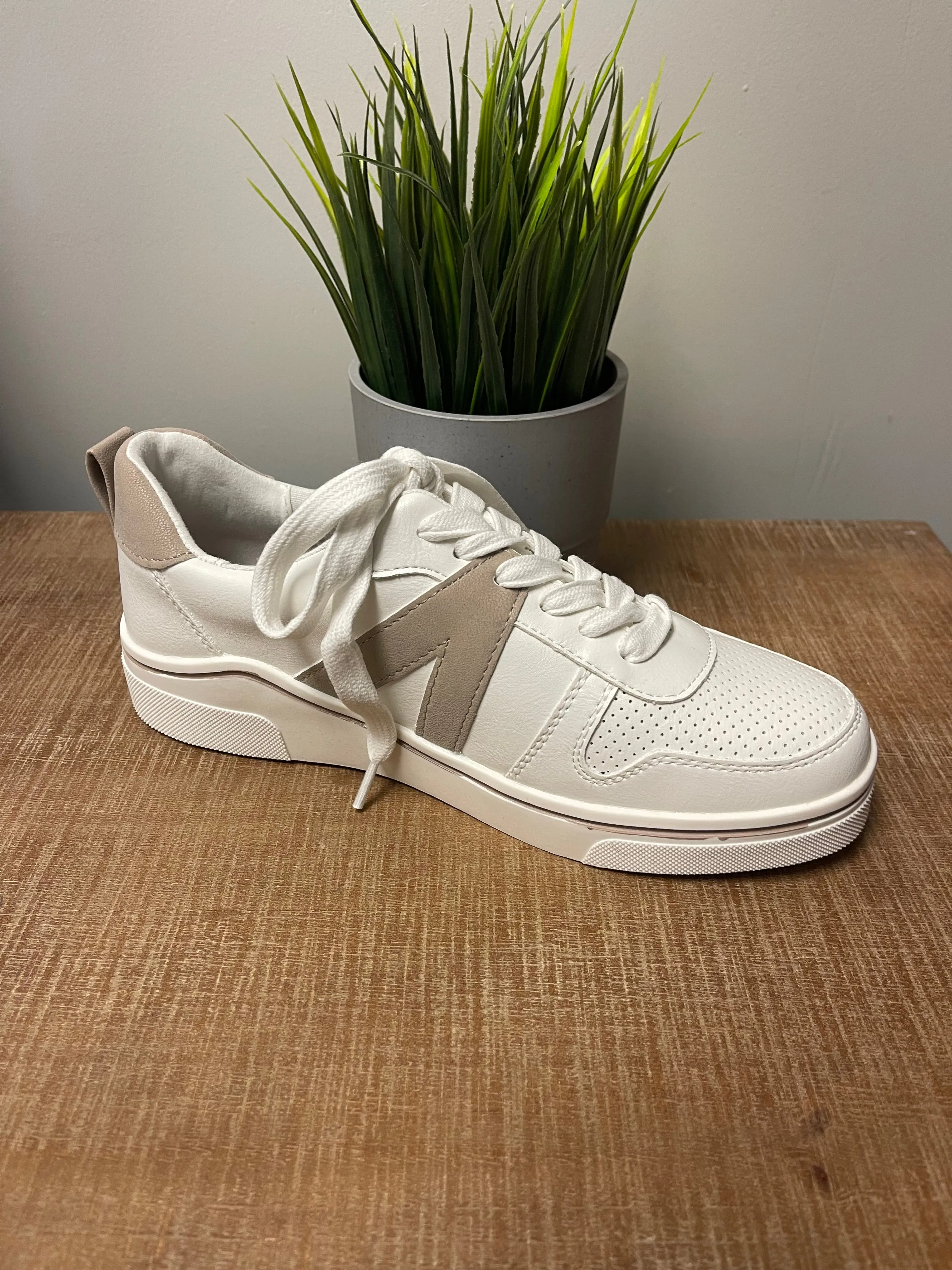 MIA ALTA SNEAKER