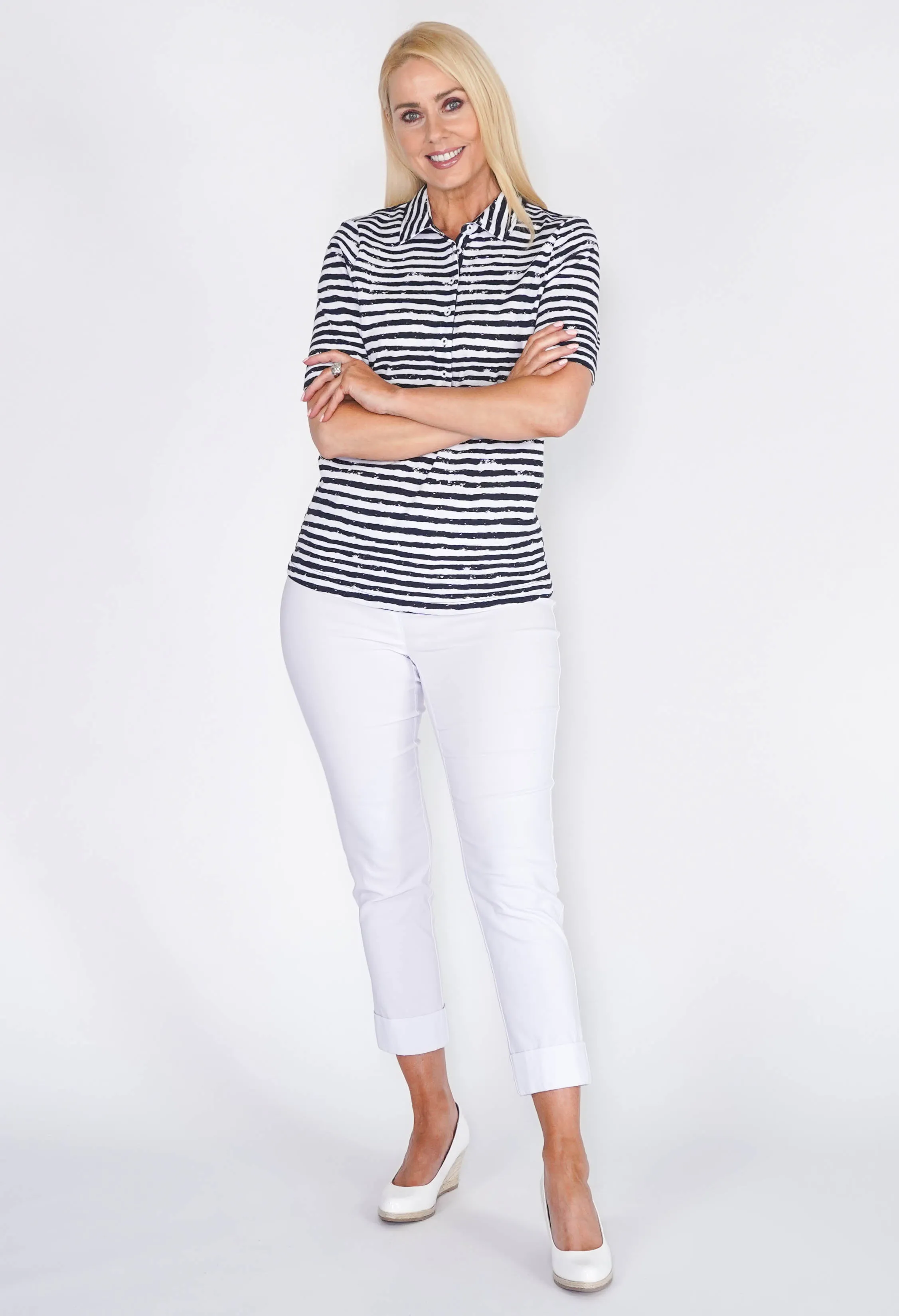 POLOSHIRT WITH NAVY AND WHITE STRIPE