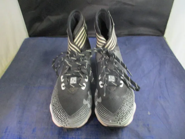 Used Under Armour Highlight Cleats Youth Size 3.5Y