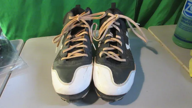 Used Under Armour Mid Cleats Size 7.5